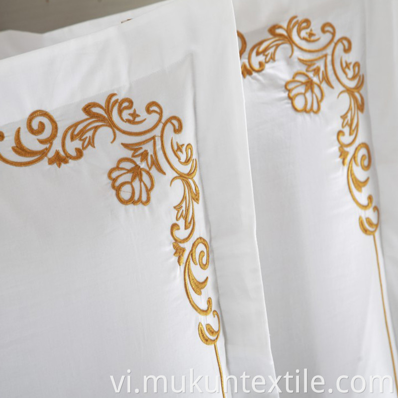 Hotel Bedding Set 2 Jpg